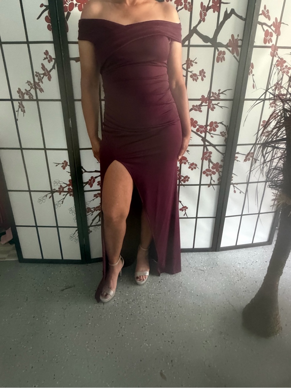 Miusol Wine One-Shoulder Evening Gown with Thigh Slit